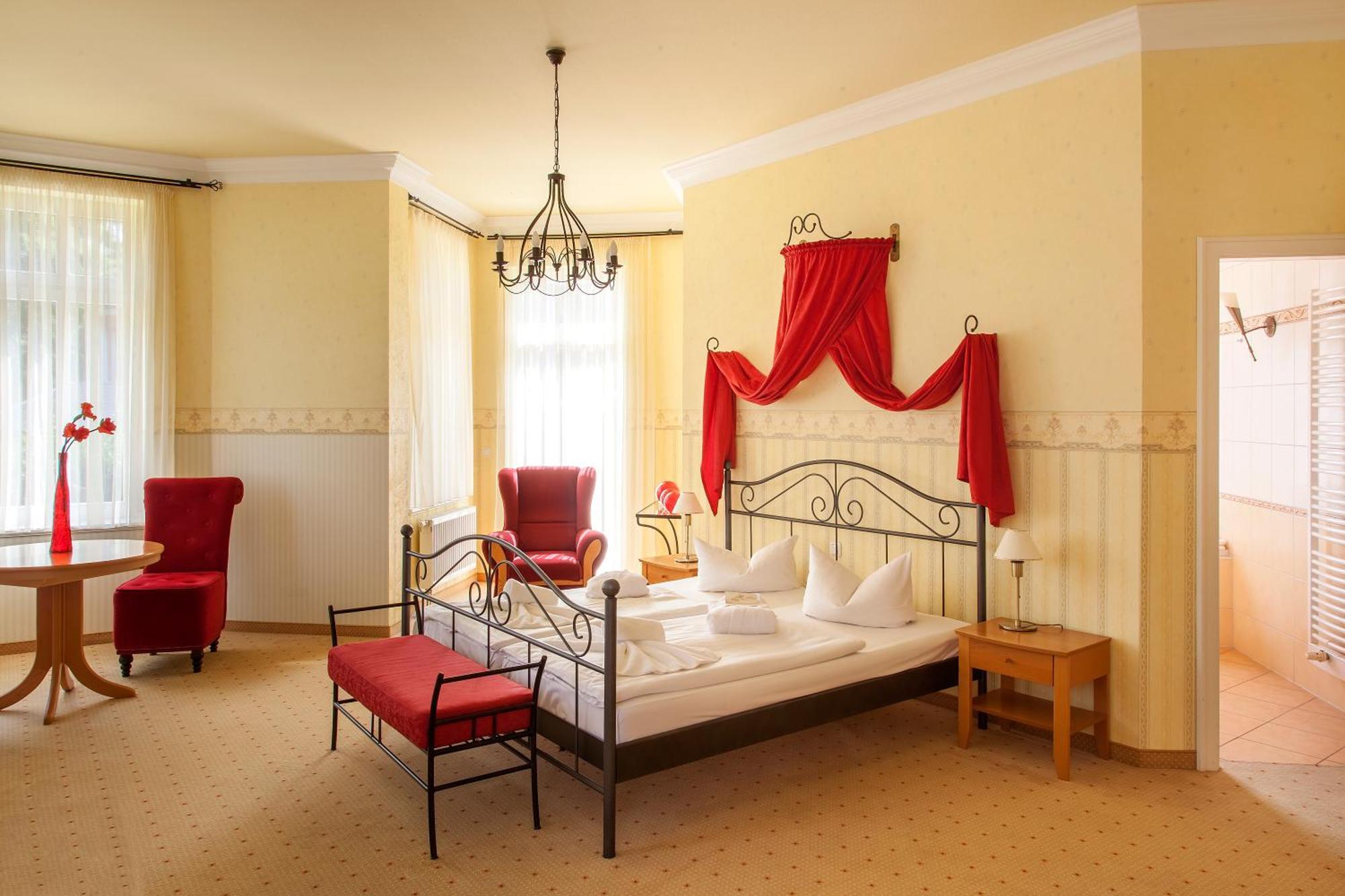 Ostseehotel Villen Im Park - Ein Rovell Hotel Heringsdorf Dış mekan fotoğraf