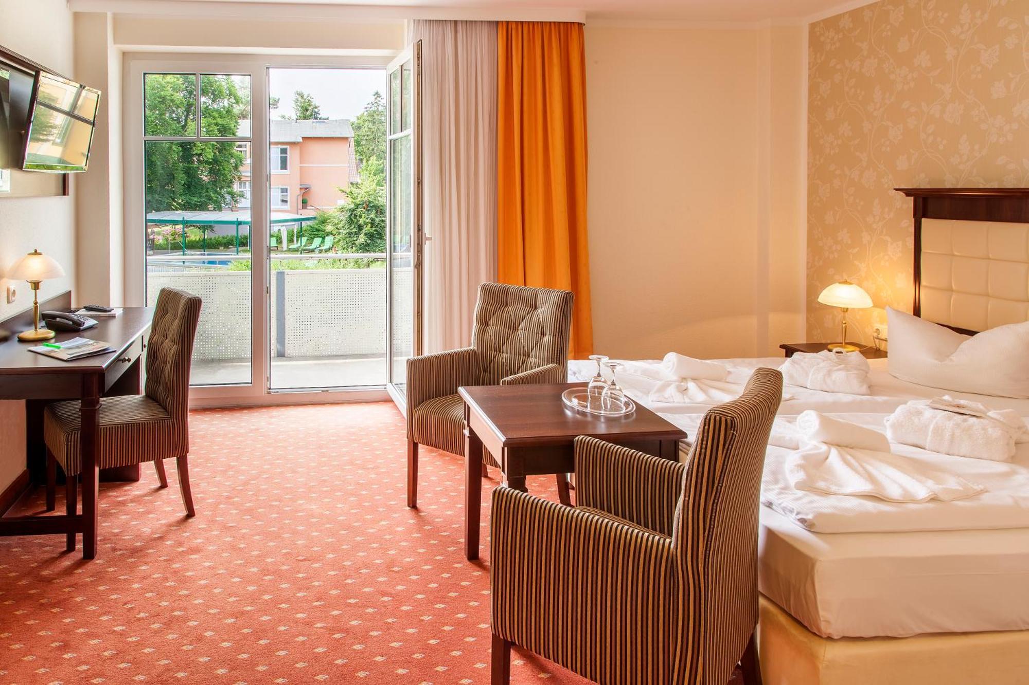 Ostseehotel Villen Im Park - Ein Rovell Hotel Heringsdorf Dış mekan fotoğraf
