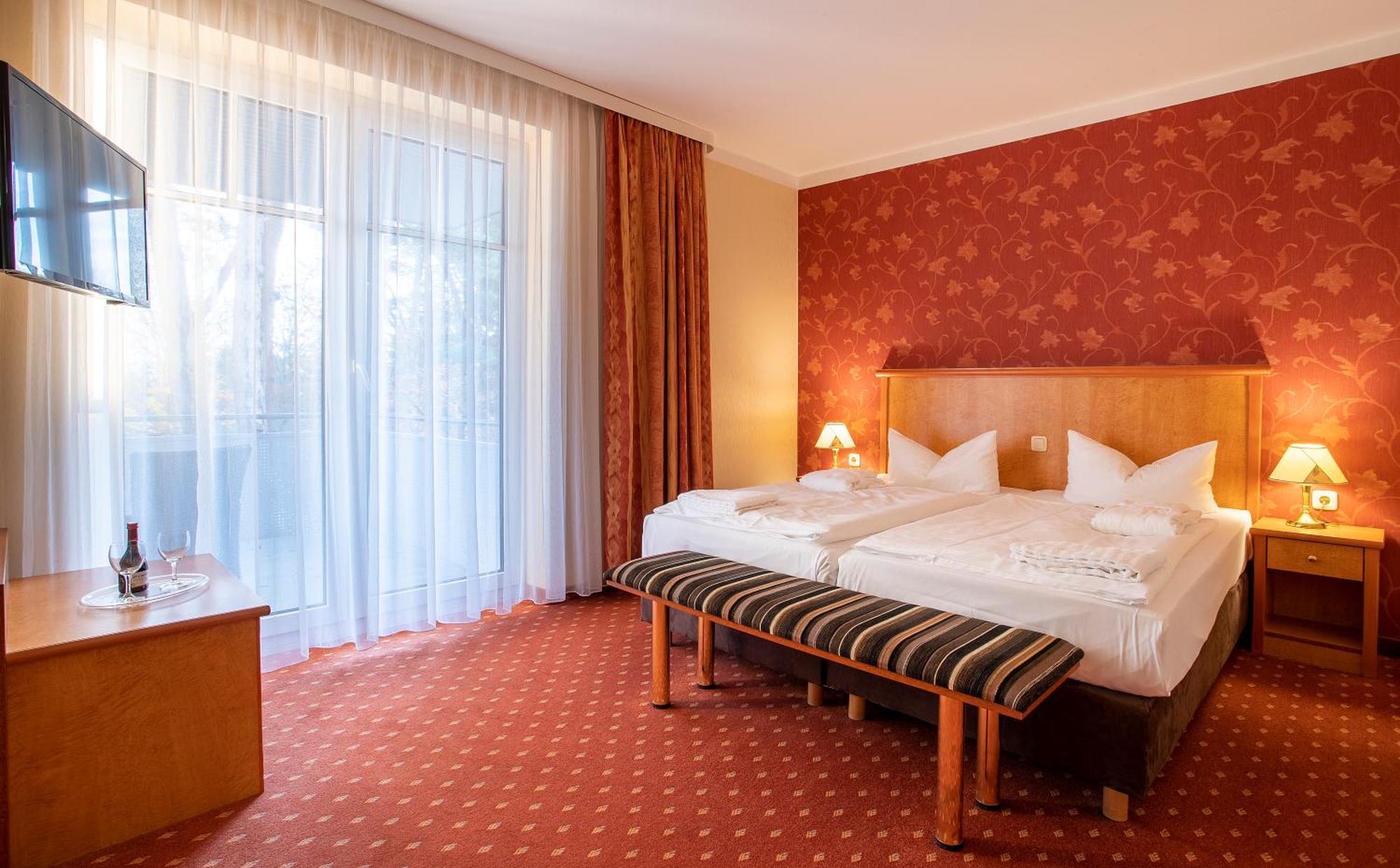 Ostseehotel Villen Im Park - Ein Rovell Hotel Heringsdorf Dış mekan fotoğraf