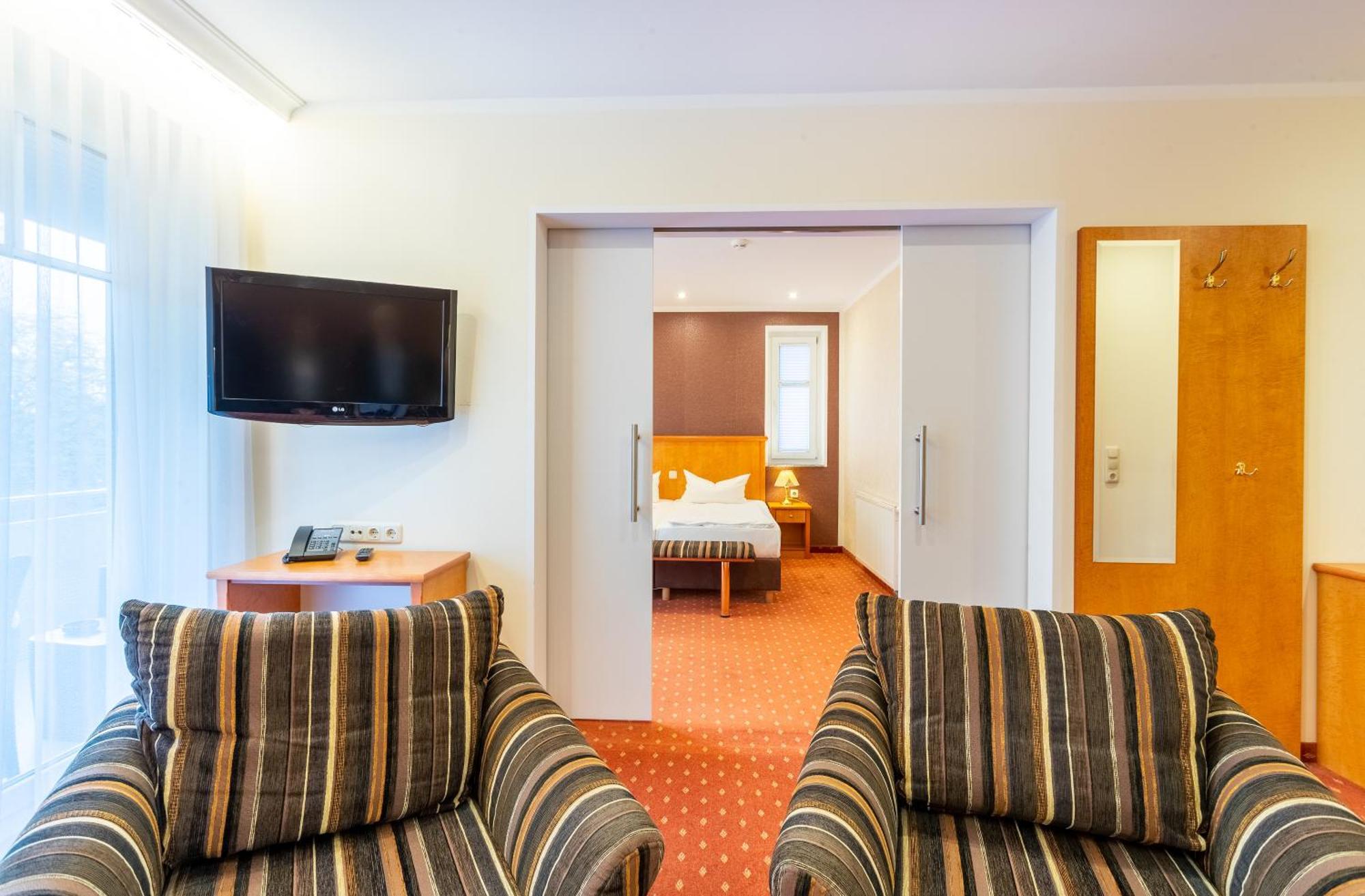 Ostseehotel Villen Im Park - Ein Rovell Hotel Heringsdorf Dış mekan fotoğraf